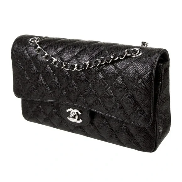 🛑SOLD🛑 CHANEL
Classic Caviar Medium Double Flap Bag 🔥 - Picture 4 of 11